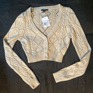 NWT Forever 21 Cropped Sweater